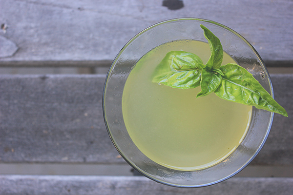 Basil_gimlet_top