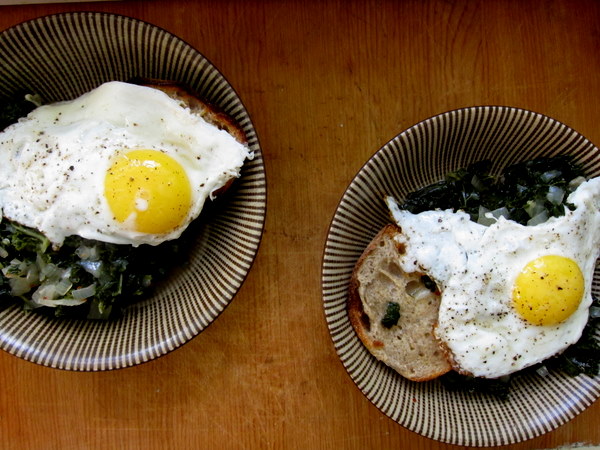 Kale_egg_toasts