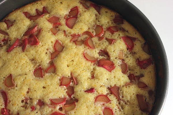 Rhubarb_buttermilk_cake