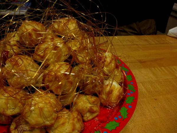 Croquembouche