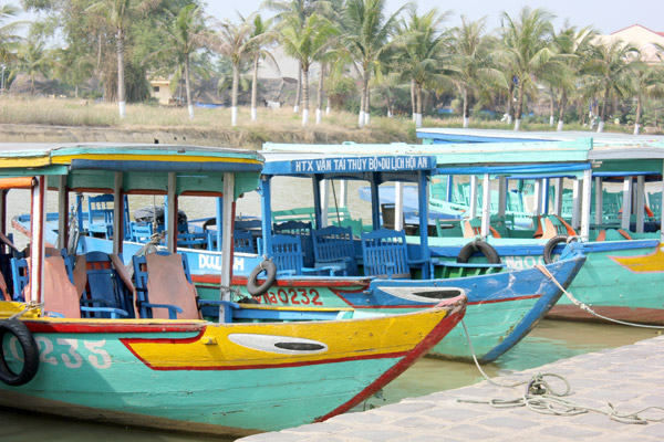 hoian_boats